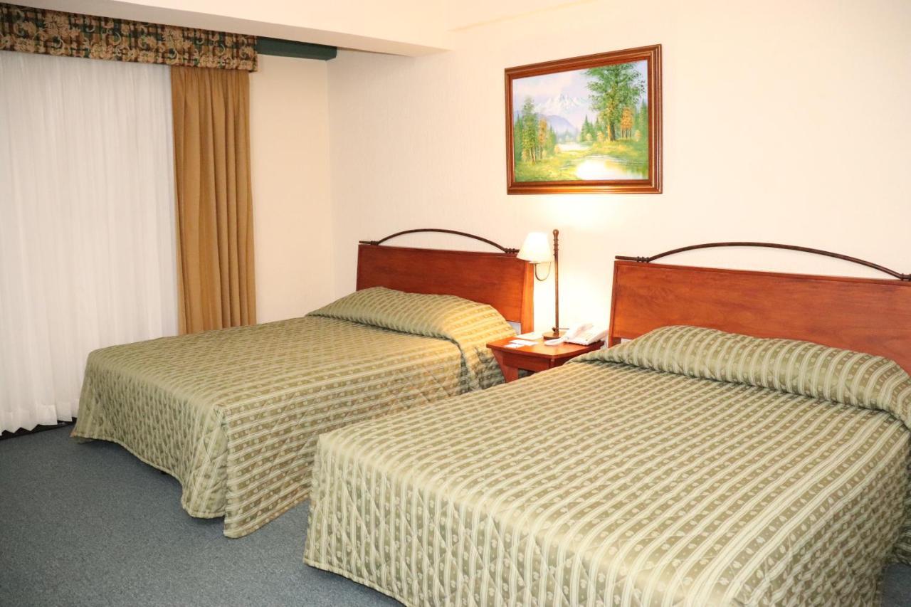 Hotel La Riviera De Atitlan Панахачель Экстерьер фото